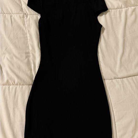 PrettyLittleThing Black Dress Size 0 - Never Worn - Picture 1 of 7